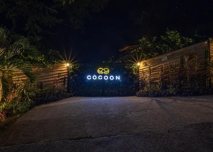 Villa C O C O O N *