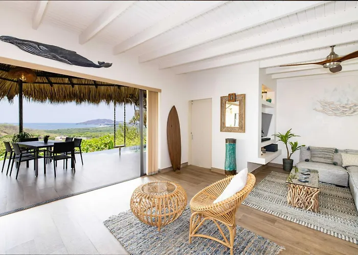 C O C O O N Villa Tamarindo